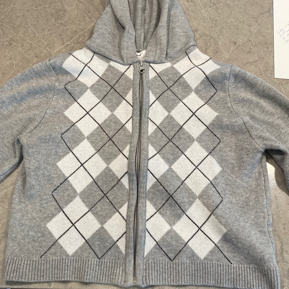 Tight fighting shirt hoodie